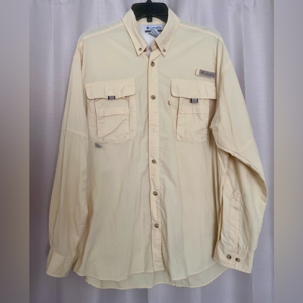 Columbia Pale Yellow PFG Button Down Fishing Shirt Vented Mens Medium
